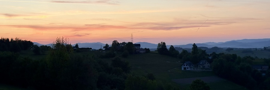 Auringonlasku Rytro, Puola